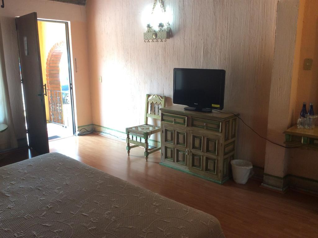 Hotel Villa De La Plata Гуанахуато Стая снимка